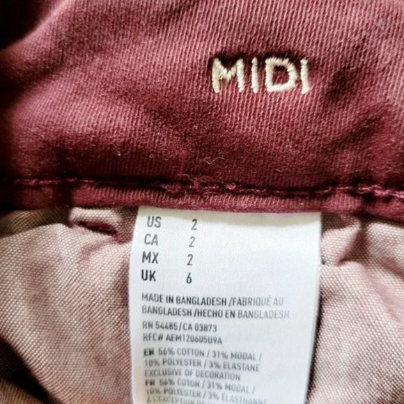 American Eagle Midi Burgandy Shorts - Picture 8 of 10